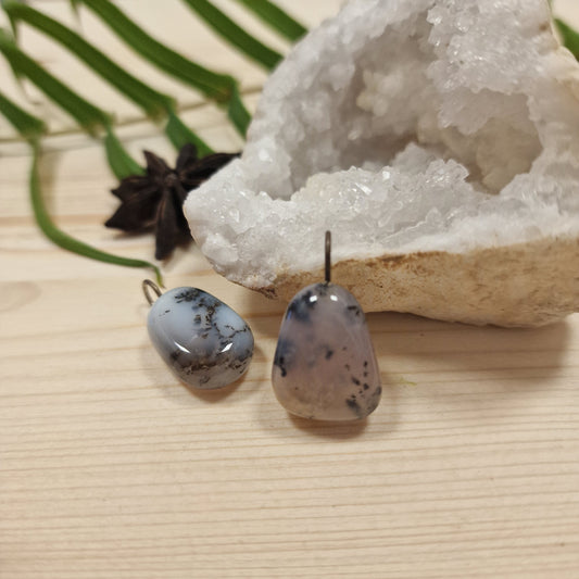 Pendentif Agate Dendrite – Sagesse, enracinement et abondance naturelle