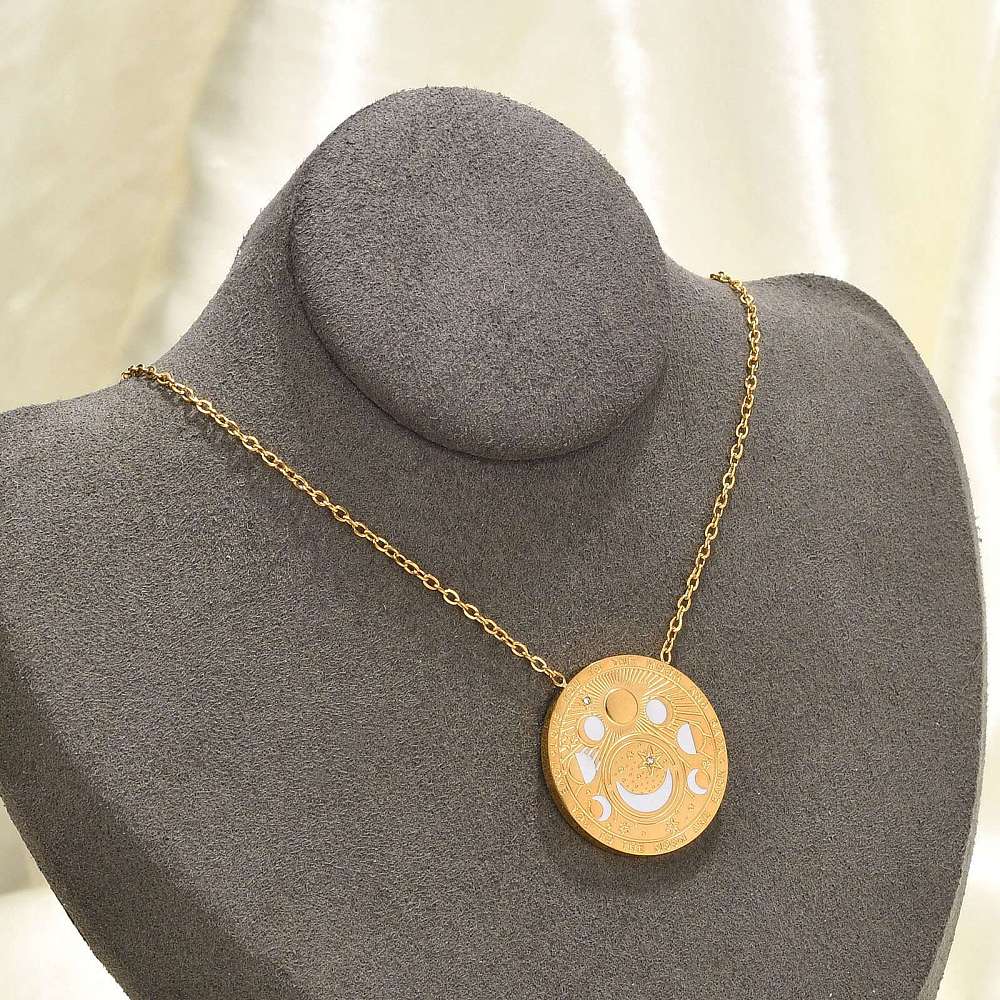 Collier phase lunaire