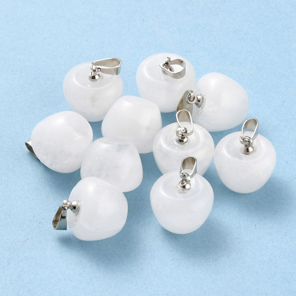 Pendentif cristal de roche forme pomme