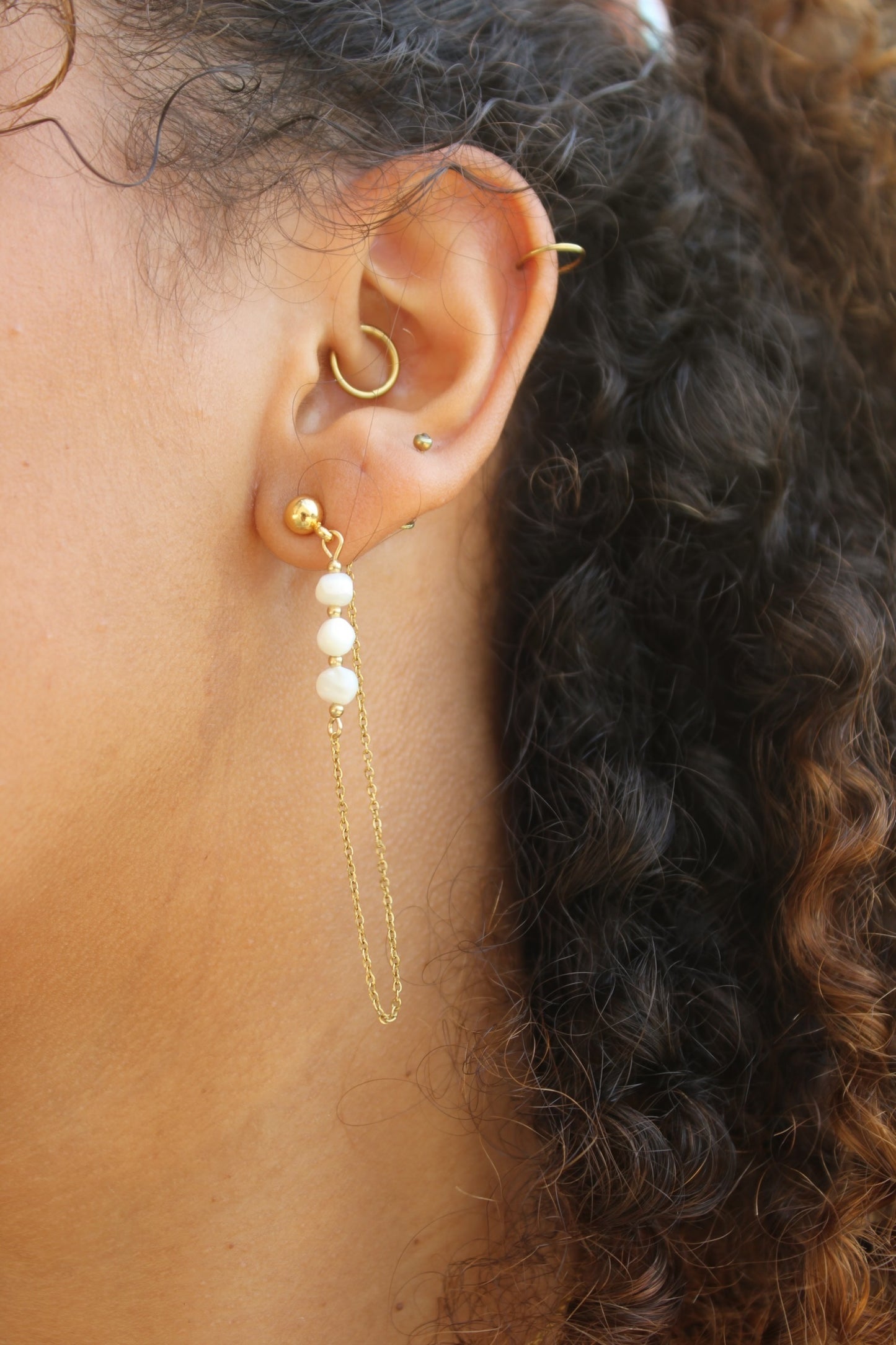 Solea - Sélène - Boucle d'oreille de perles chainette