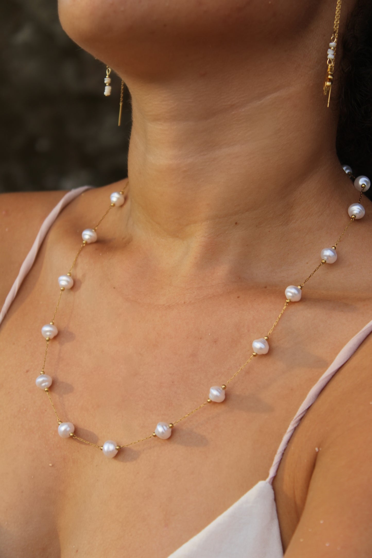 Solea - Célia - Boucle d'oreille nacre et palmier