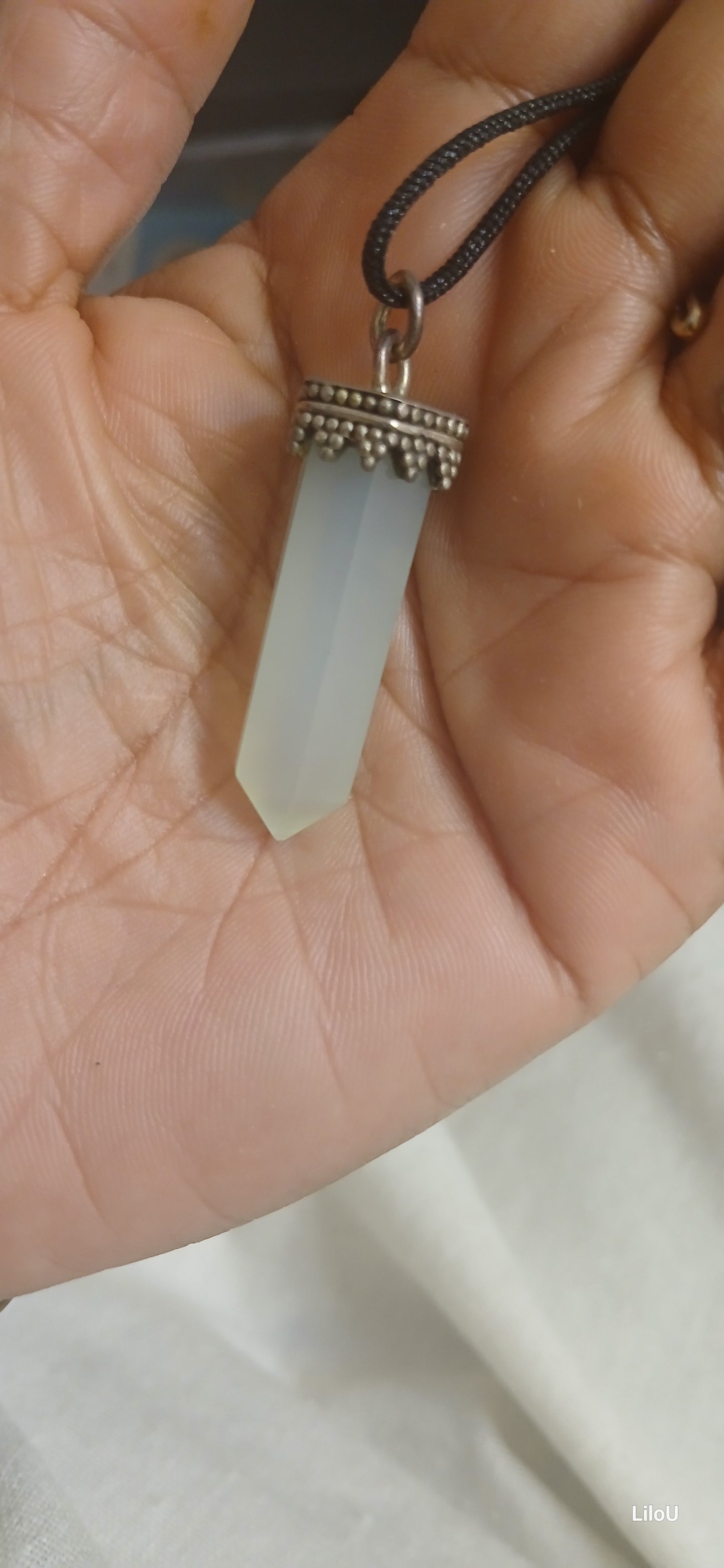 Pendentif calcédoine