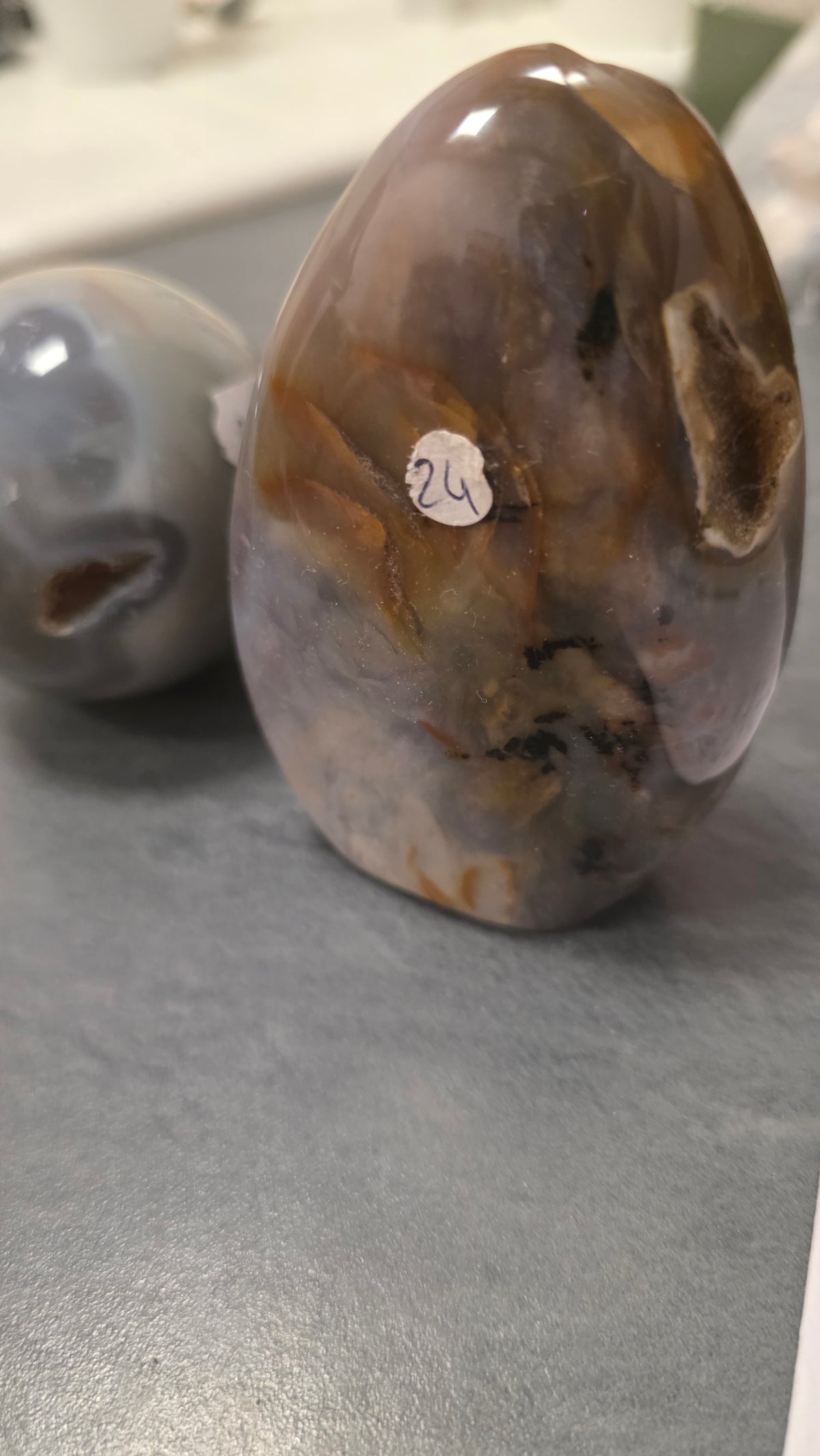 Agate sphère/ forme libre 24€