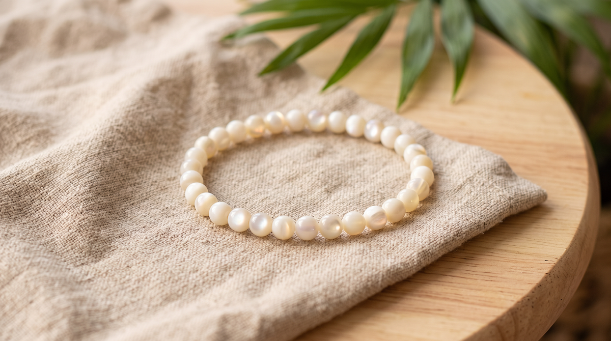 Bracelet en nacre naturelle 6 mm – La Palette à Bijoux