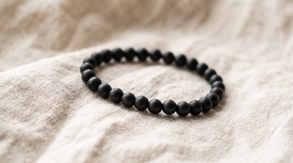 Bracelet en shungite naturelle 6 mm – La Palette à Bijoux