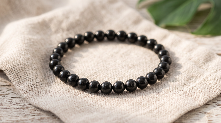 Bracelet en tourmaline noire naturelle perles 6 mm fait main à La Réunion – La Palette à Bijoux