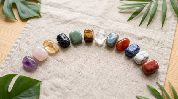 Choisir sa pierre selon son besoin : pierres roulées naturelles variées – La Palette à Bijoux