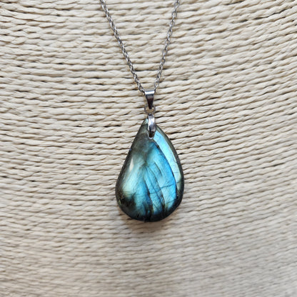 Pendentif labradorite madagascar bleue