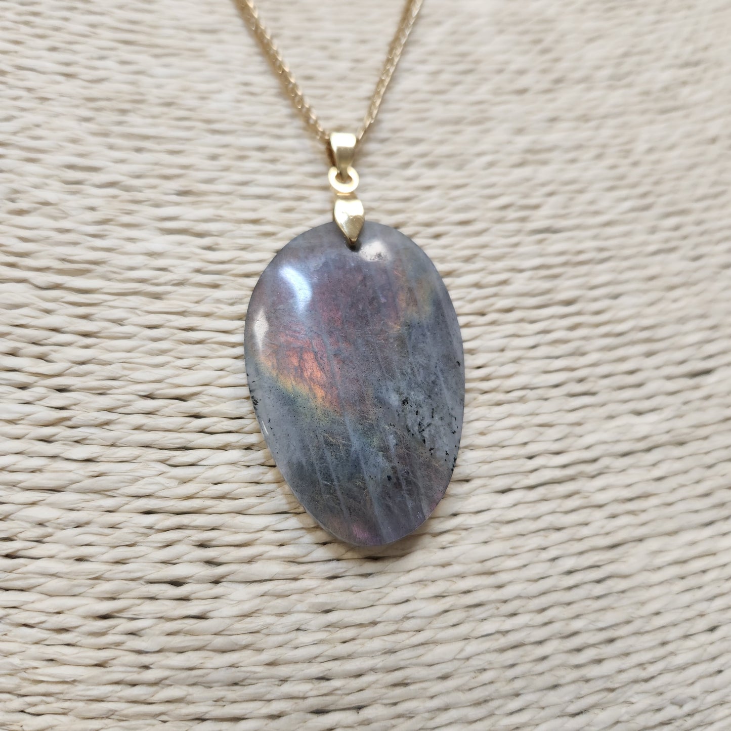 Pendentif labradorite madagascar rose