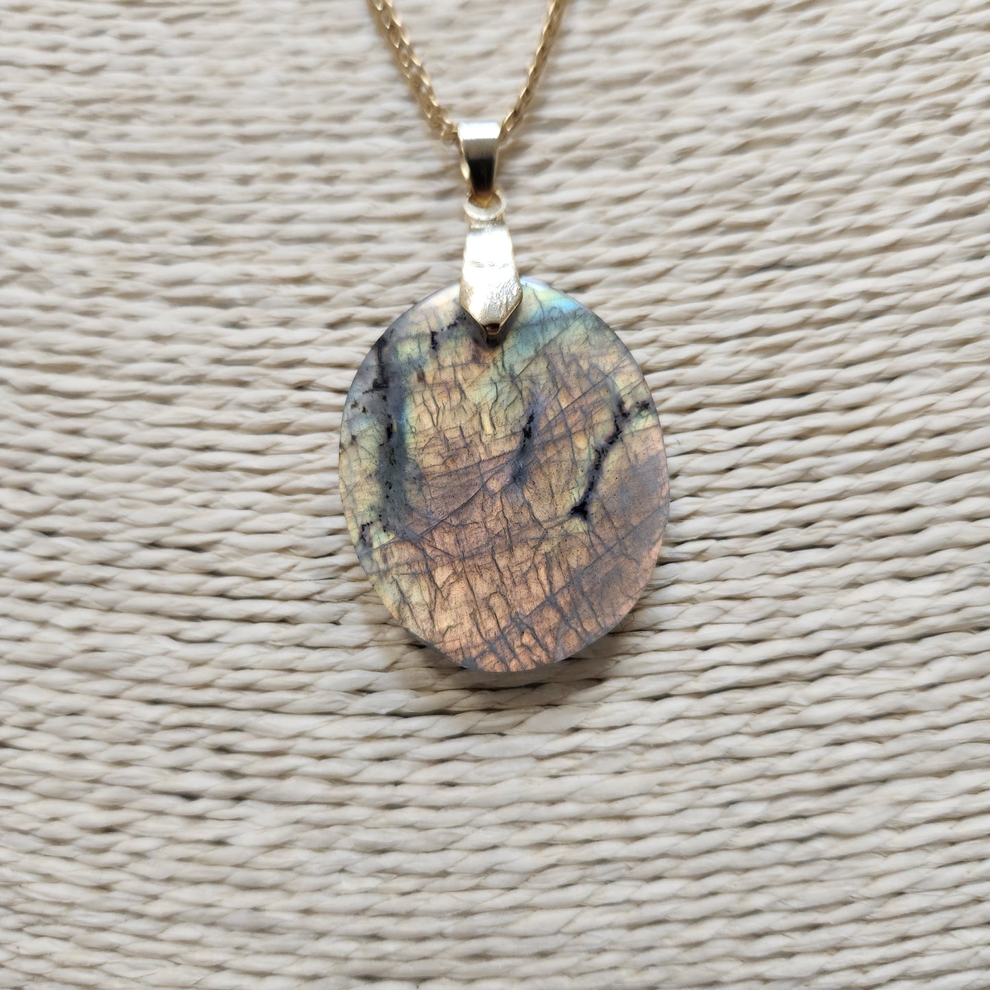 Pendentif labradorite madagascar rose