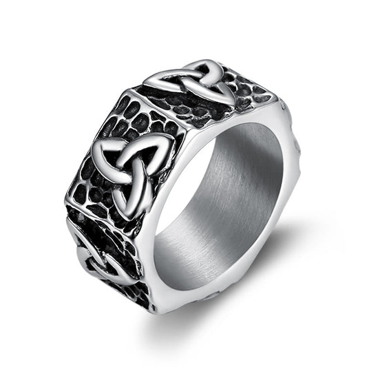 Bague viking triqueta