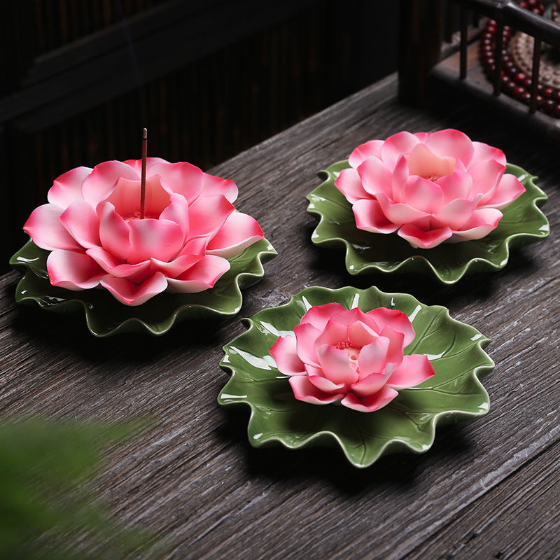 Porte-encens en porcelaine lotus rose