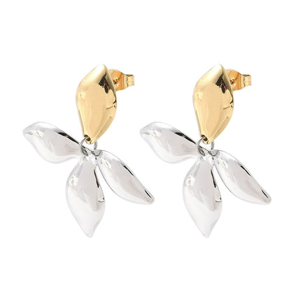 Clou d'oreille fleur argent et or