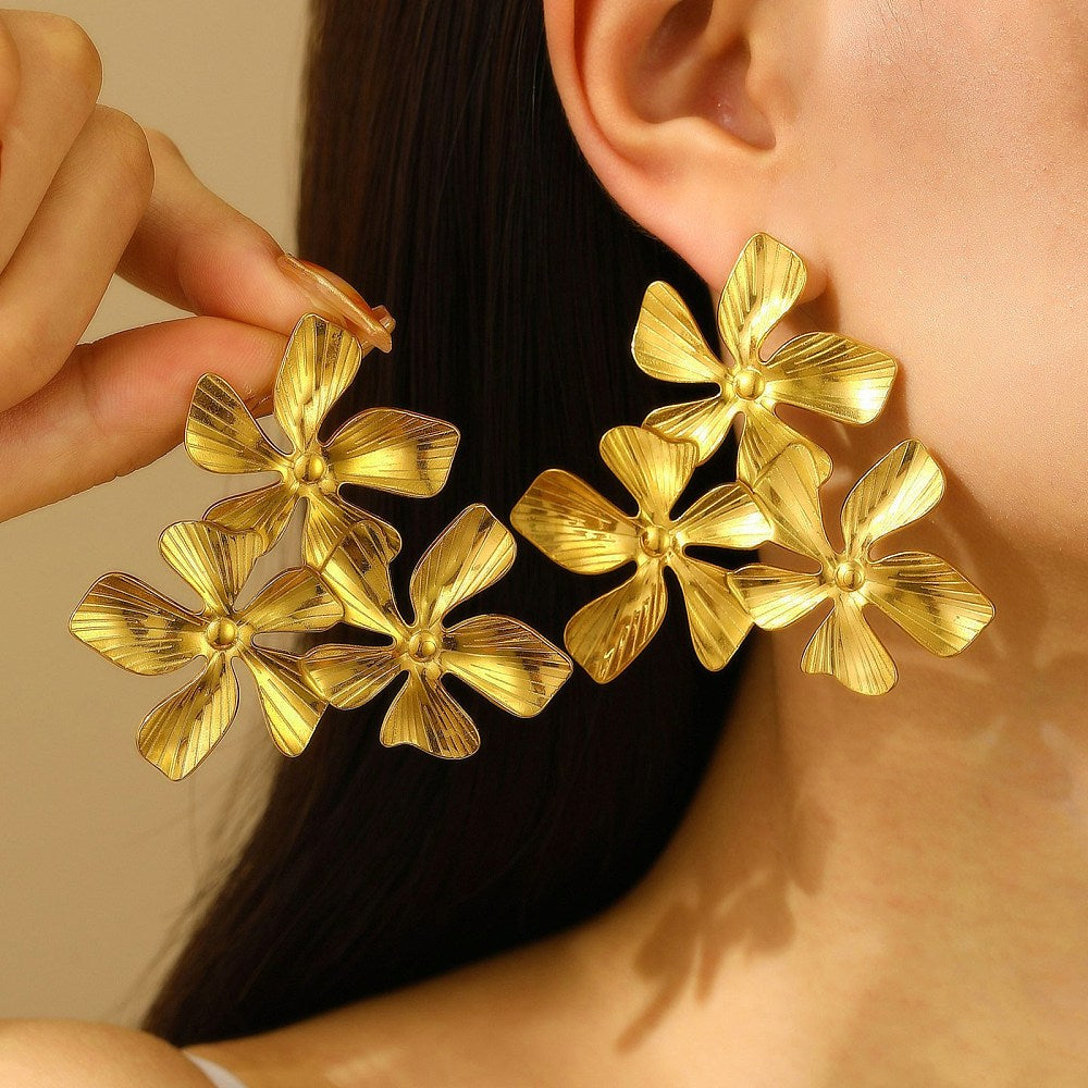 Clou d'oreille trio fleur