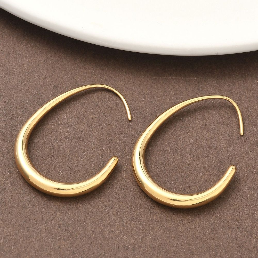 Boucle d'oreille pendante forme goutte