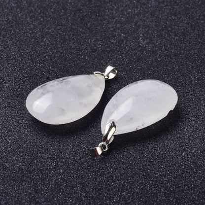 Pendentif cristal de roche forme larme