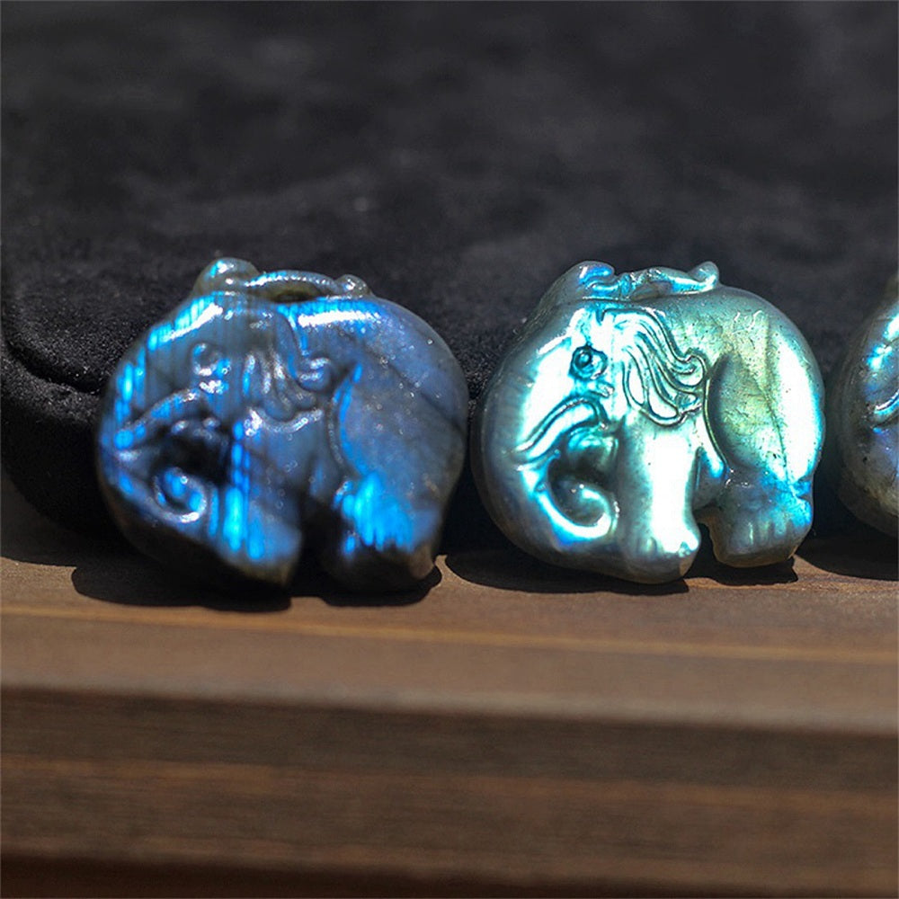 Elephant labradorite