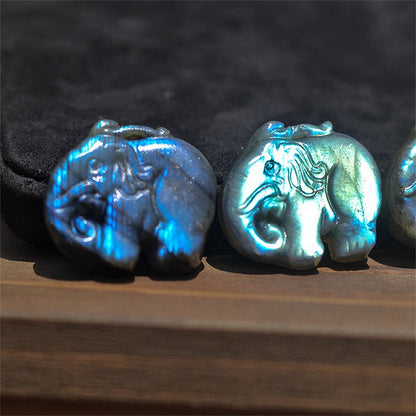 Elephant labradorite