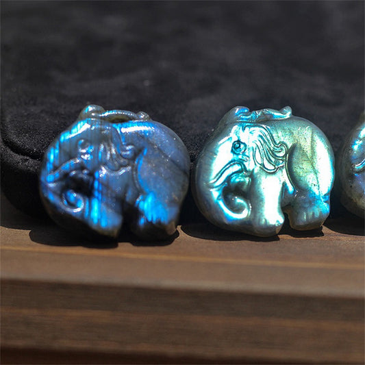 Elephant labradorite