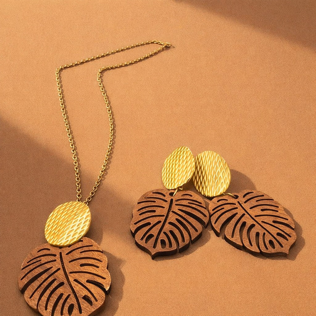 Boucle d'oreille - monstera bois