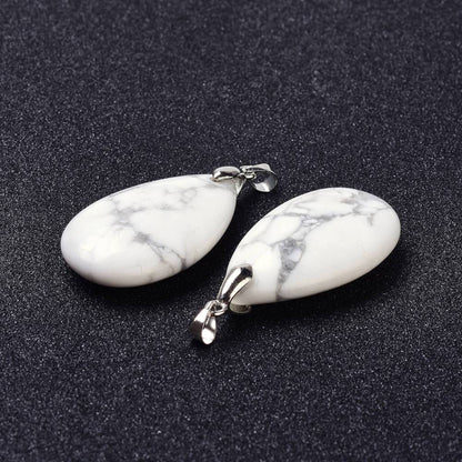 Pendentif howlite forme larme