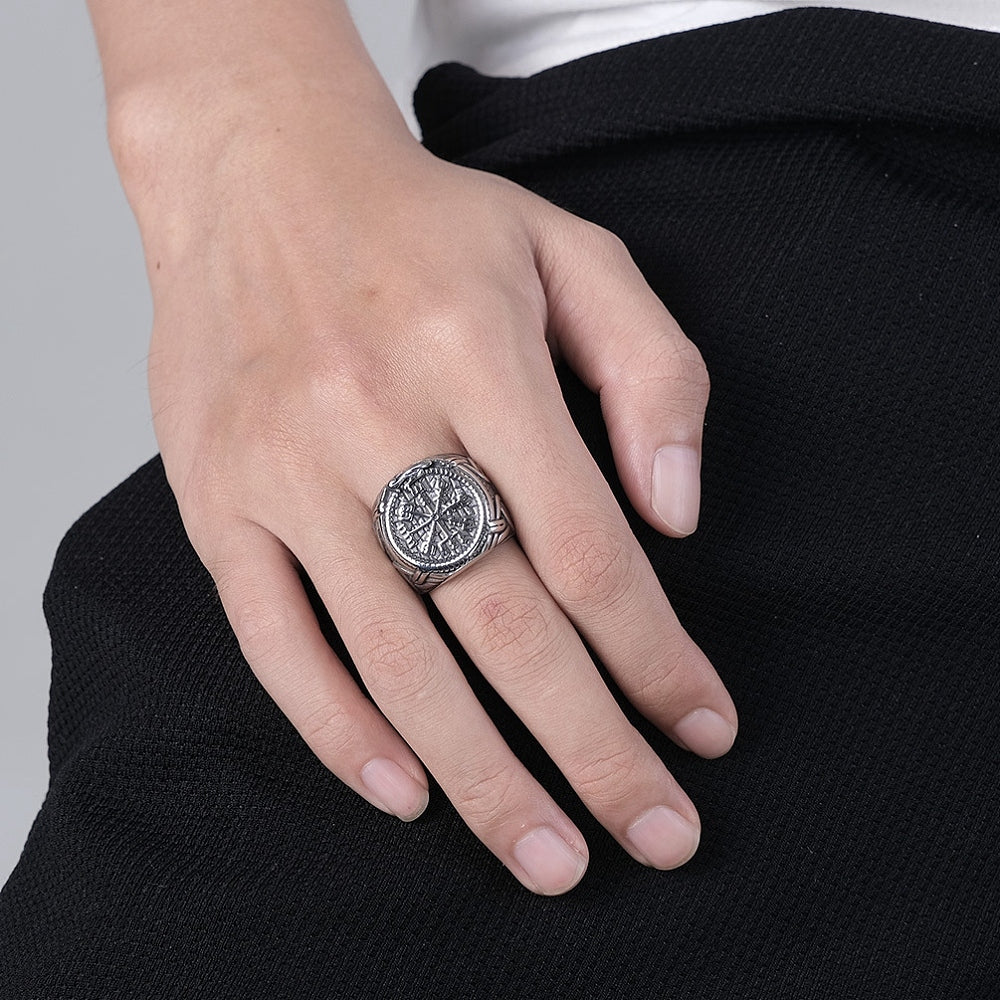 Bague chevalière rune