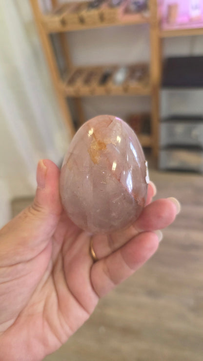 Quartz hematoide rouge galet oeuf