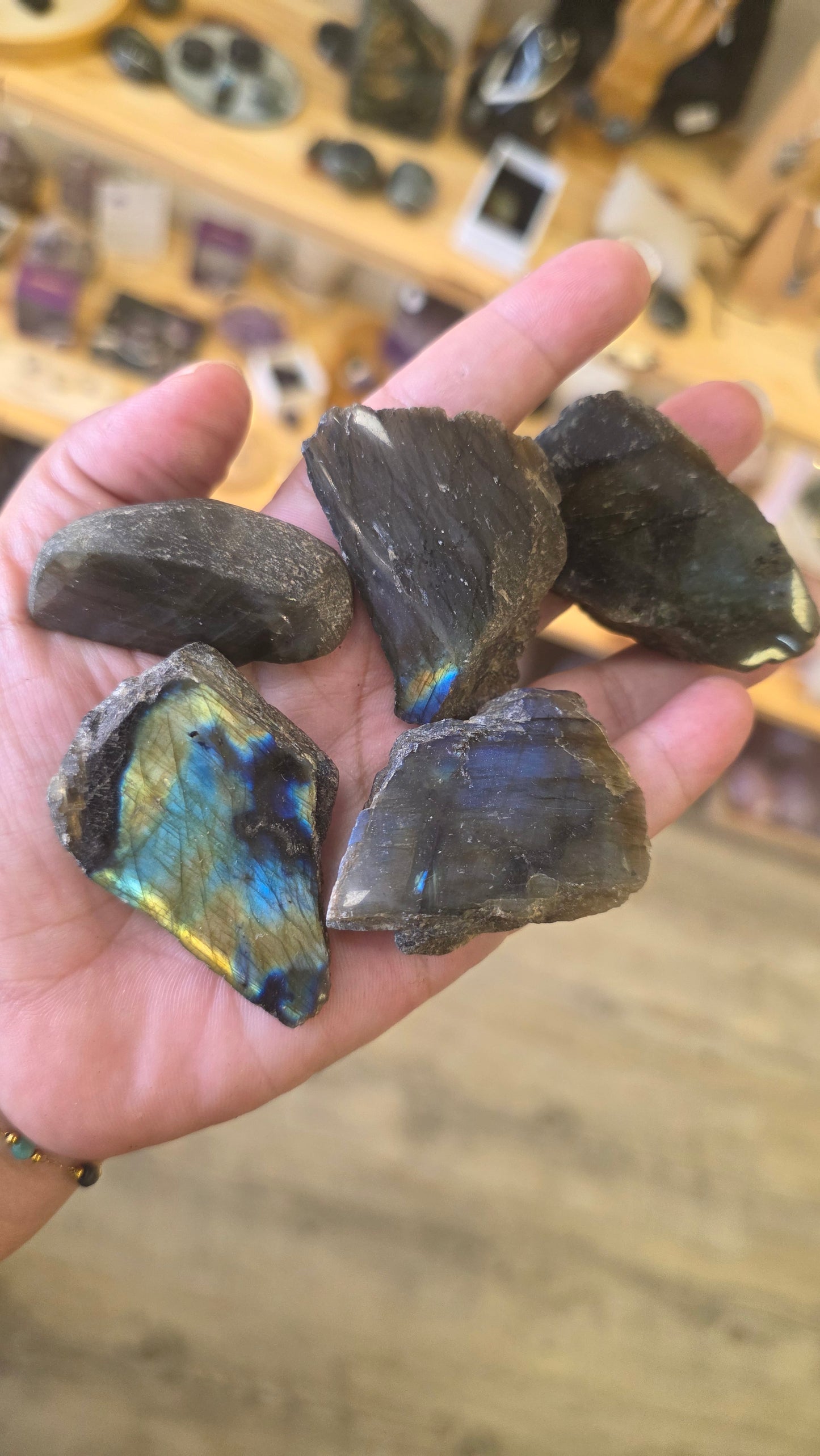 Labradorite 1 face taillée