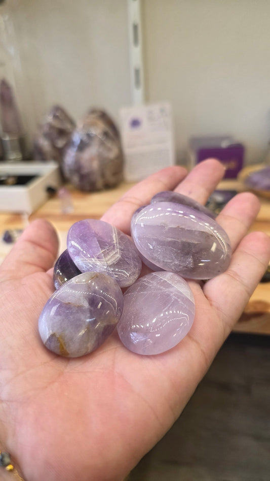 Galet plat améthyste