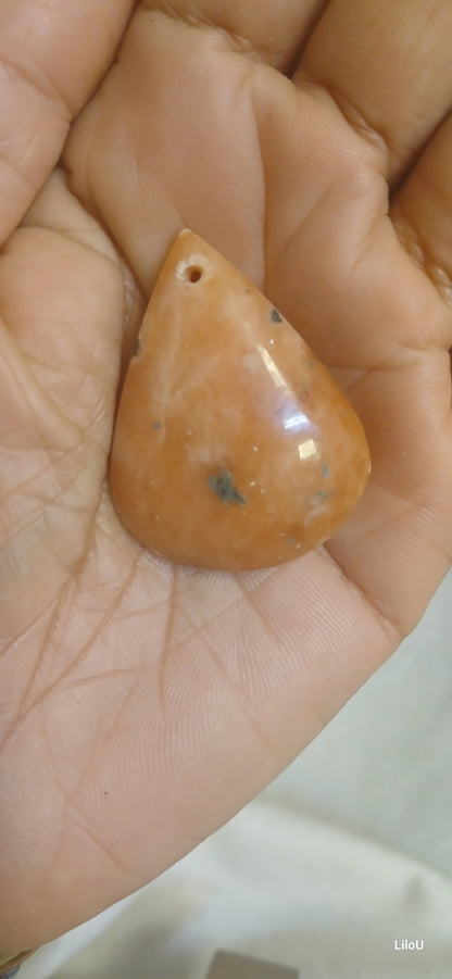 Pendentif calcite goutte